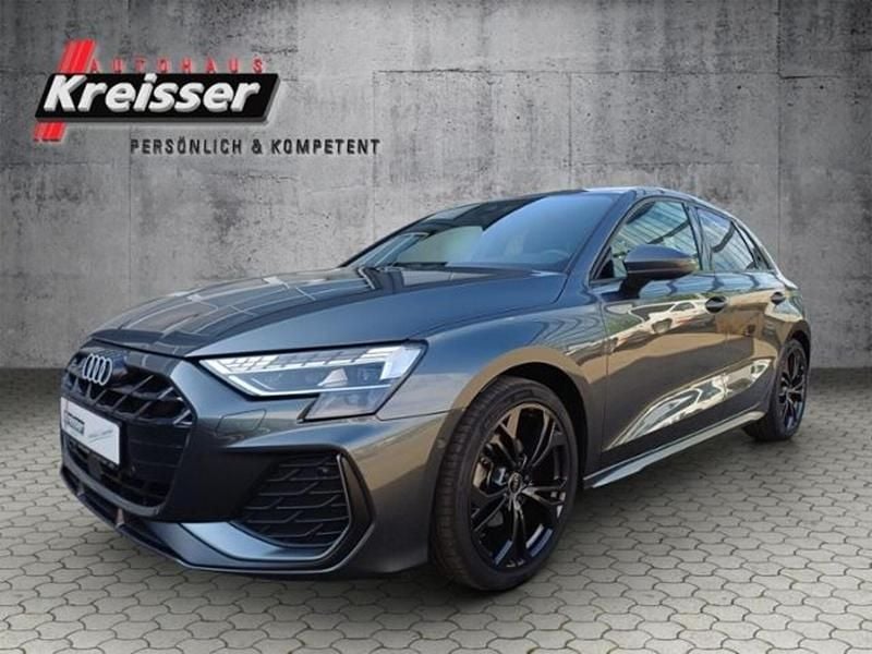 Gebraucht Audi A3 S-Line 150 PS (110 kW) 2024 Grau (daytonagrau perleffekt) Limousine