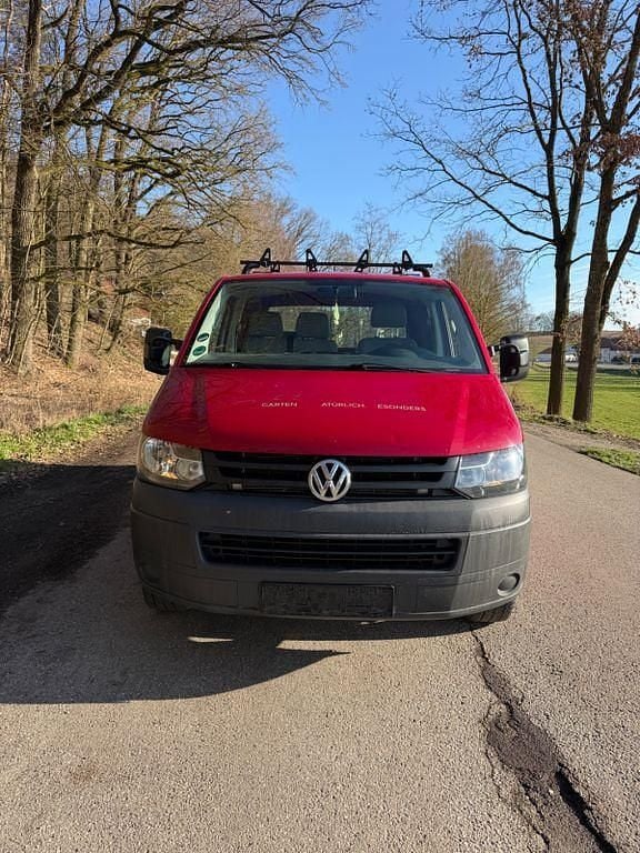 Gebraucht VW T5 114 PS (83 kW) 2011 Rot Van