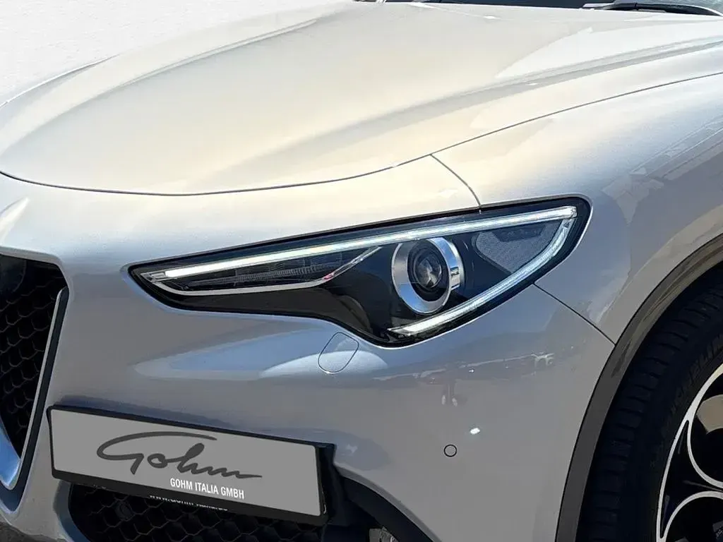 Gebraucht Alfa Romeo Stelvio Ti 209 PS (153 kW) 2022 Blau SUV