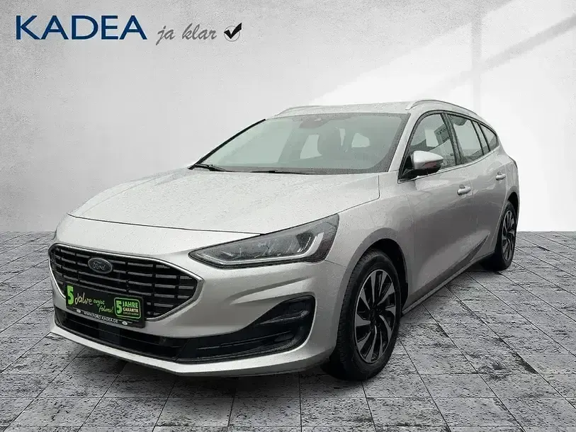Gebraucht Ford Focus Titanium 125 PS (91 kW) 2023 Polarsilber metallic Kombi