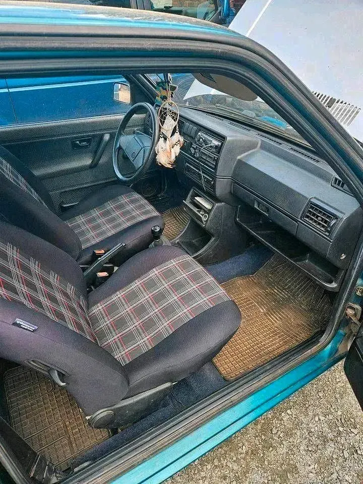 Gebraucht VW Golf II 75 PS (55 kW) 1991 Grün Kleinwagen