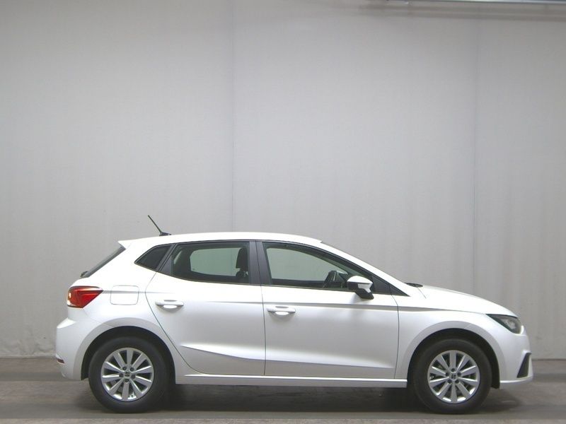 Weiss Gebraucht 2022 Seat Ibiza Style Limousine | 11.980 € (Guter Preis) - Bild 1/4