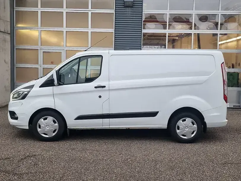 Second-hand Ford Transit Custom 84 CP (61 kW) 2022 Alb Monovolum