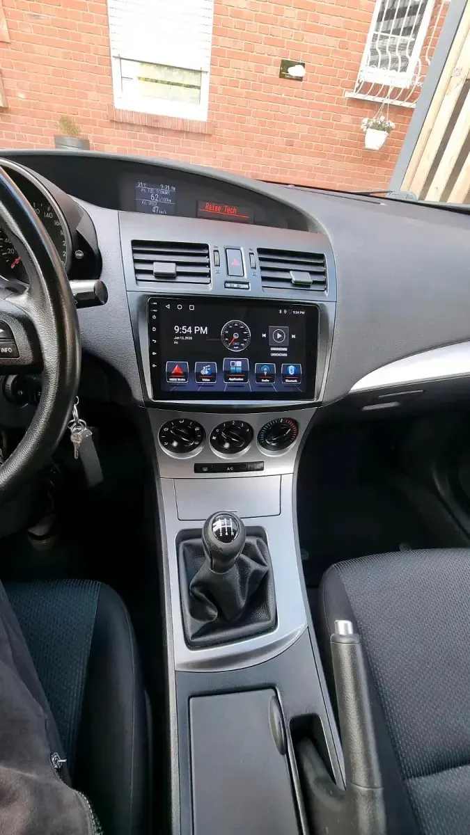 Gebraucht Mazda 3 105 PS (77 kW) 2011 Silber Kleinwagen