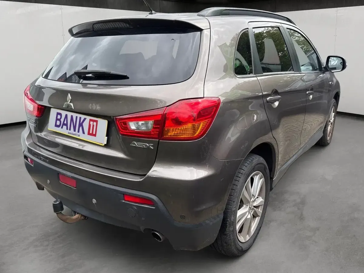 Gebraucht Mitsubishi ASX Intense 150 PS (110 kW) 2011 Braun SUV