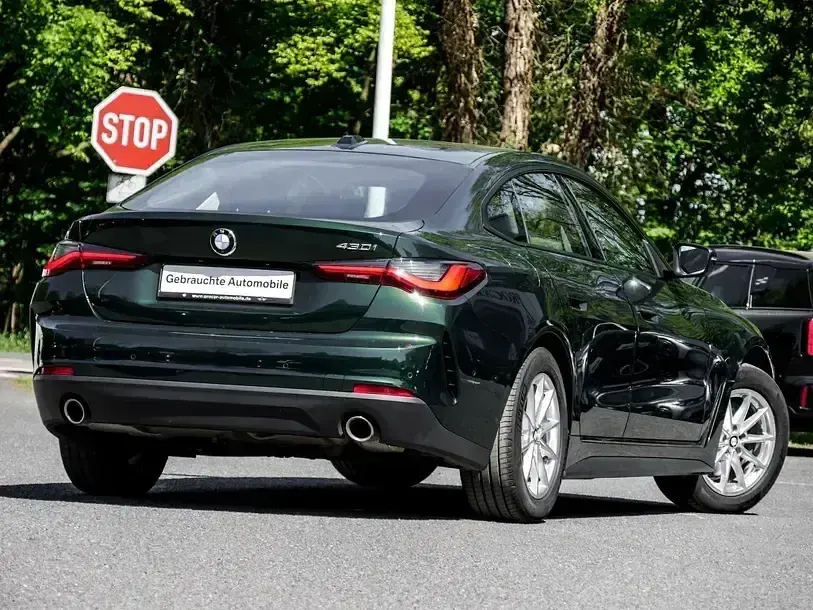 Gebraucht BMW 430 Sport Line 245 PS (180 kW) 2023 Grün Coupé