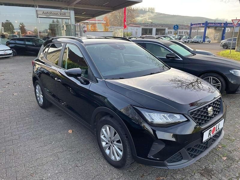 Mitternachtsschwarz Gebraucht 2024 Seat Arona Style SUV | 16.850 € (Guter Preis) - Bild 1/4