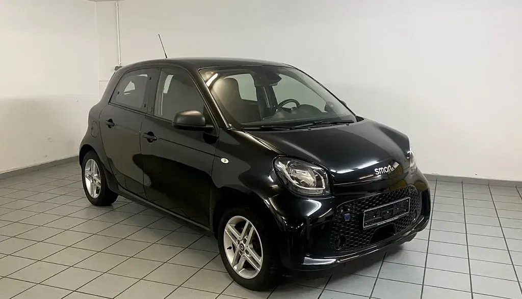Gebraucht Smart ForFour Electric Drive 60 kW (82 PS) 2022 Schwarz Limousine