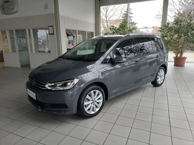 Gebraucht VW Touran Move 150 PS (110 kW) 2024 Grau Van / Kleinbus