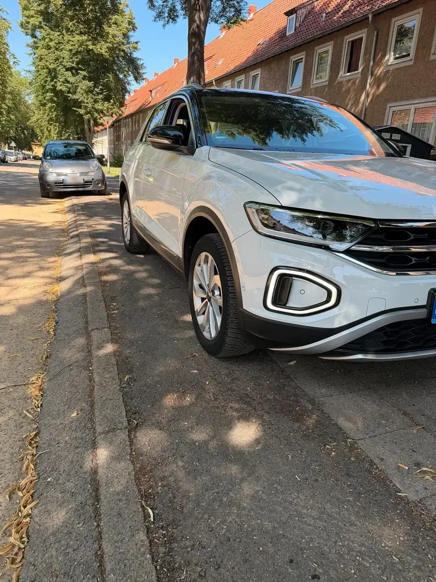 Gebraucht VW T-Roc 150 PS (110 kW) 2022 Weiß SUV