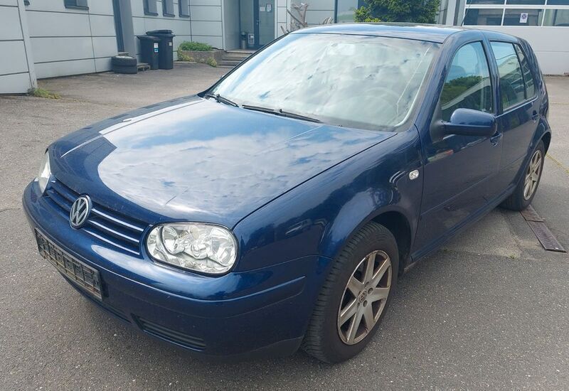 Blau Gebraucht 2004 VW Golf IV Ocean Limousine | 1.350 € (Superpreis) - Bild 1/4