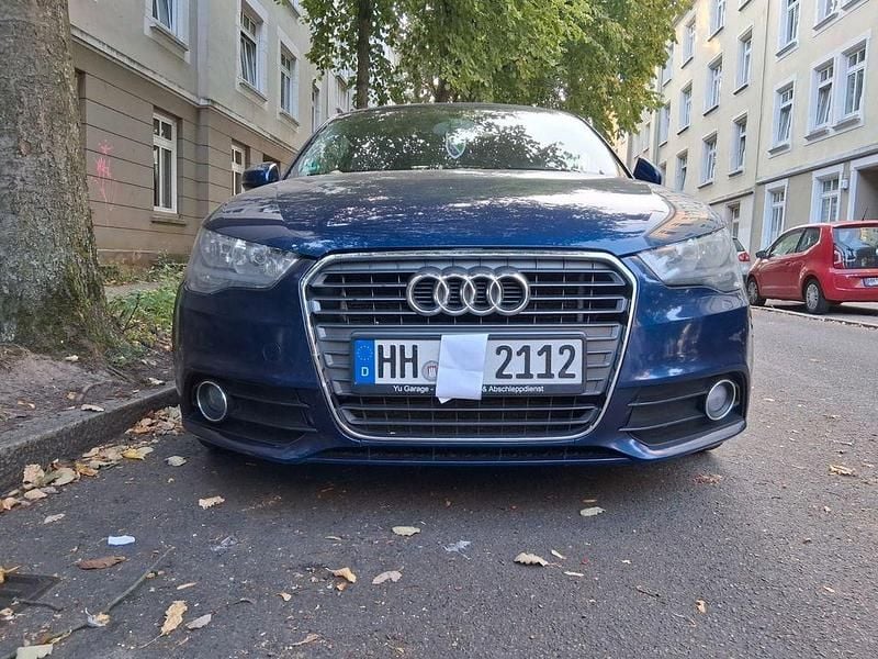 Gebraucht Audi A1 86 PS (63 kW) 2011 Blau Kleinwagen