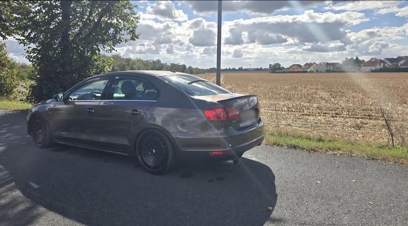 Gebraucht VW Jetta GTI 200 PS (147 kW) 2012 Braun Limousine