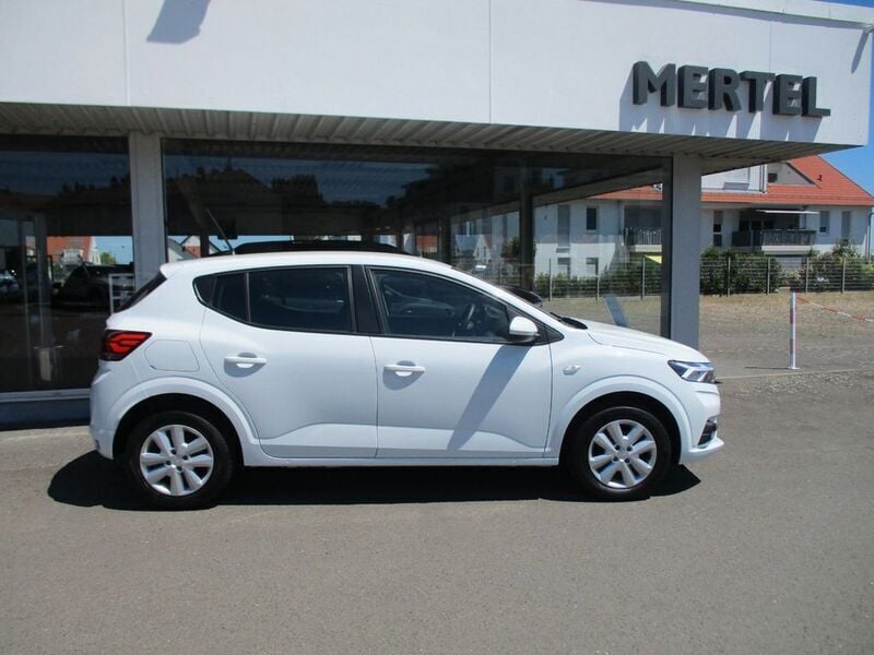 Weiß Gebraucht 2024 Dacia Sandero Expression Kleinwagen | 14.250 € (Superpreis) - Bild 1/4