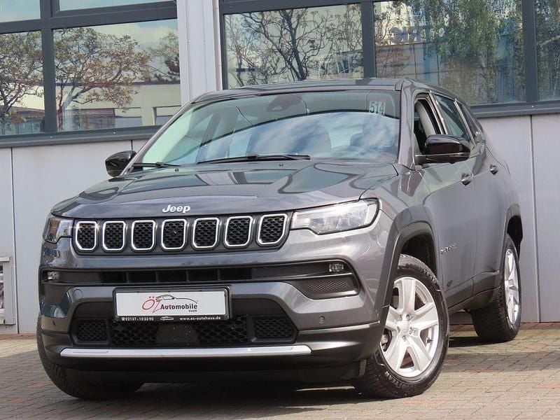 Second-hand Jeep Compass 131 CP (96 kW) 2024 Gri SUV