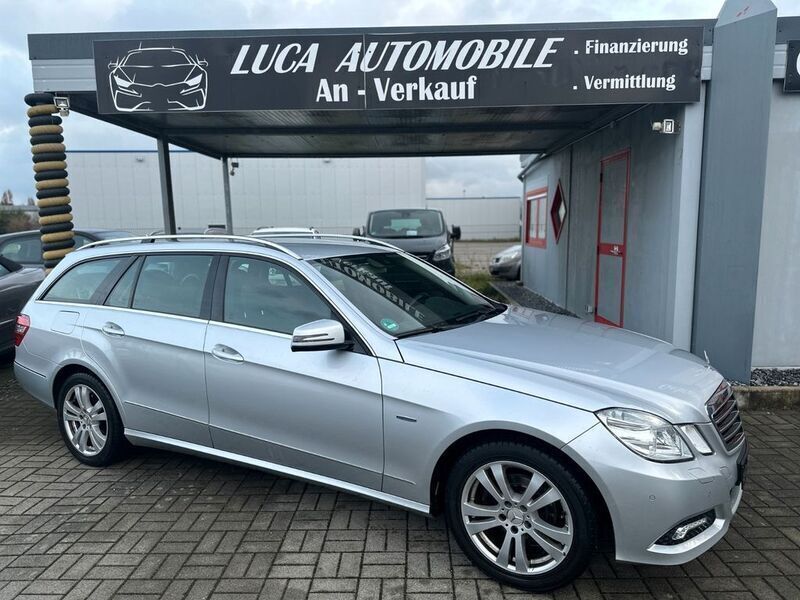 Silber Gebraucht 2010 Mercedes E200 Kombi | 8.990 € (Fairer Preis) - Bild 1/4