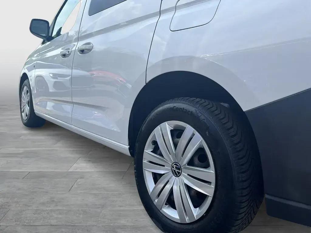 Gebraucht VW Caddy 114 PS (83 kW) 2022 Weiß Van / Kleinbus