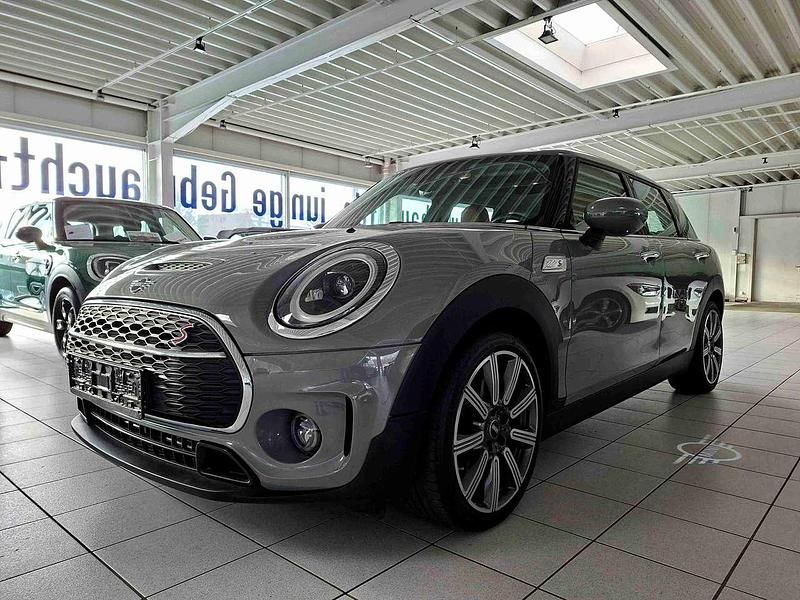 Moonwalk grey metallic Gebraucht 2022 Mini Cooper S Clubman Classic Kombi | 28.880 € (Etwas zu teuer) - Bild 1/4