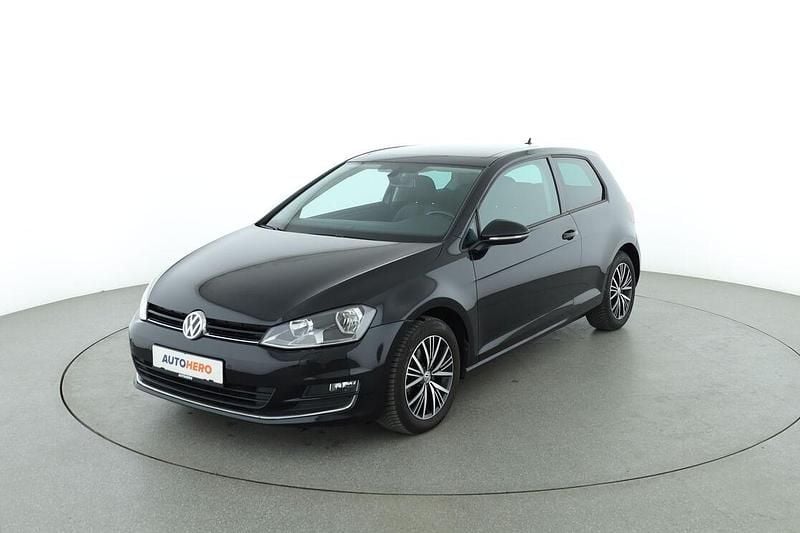 Schwarz Gebraucht 2016 VW Golf VII Allstar Limousine | 12.010 € (Fairer Preis) - Bild 1/3