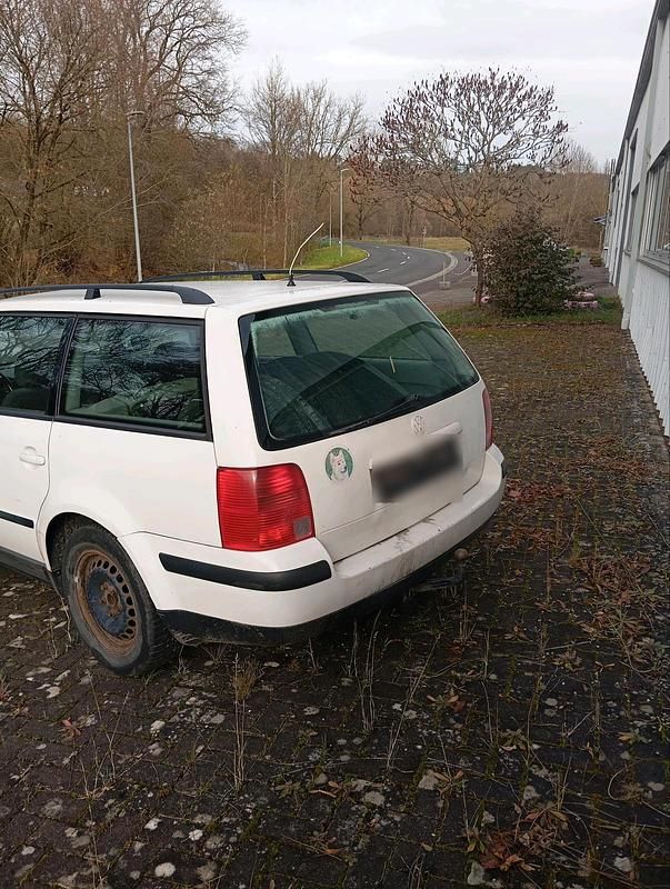 Gebraucht VW Passat 110 PS (80 kW) 1997 Weiß Kombi
