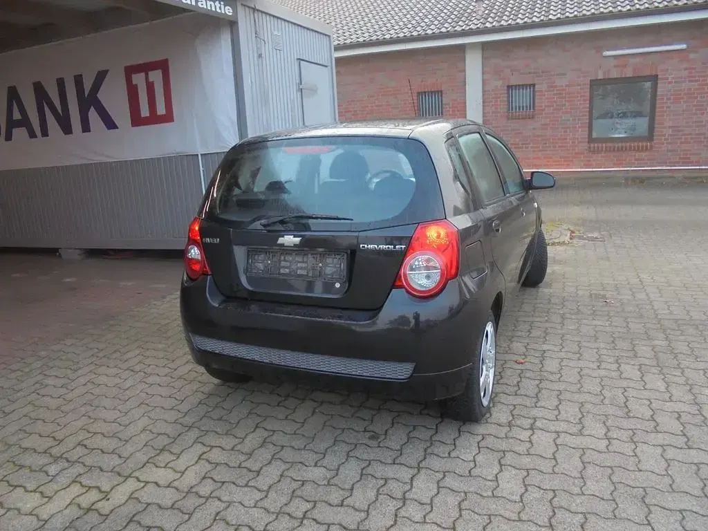 Gebraucht Chevrolet Aveo LS 84 PS (61 kW) 2010 Schwarz Kleinwagen