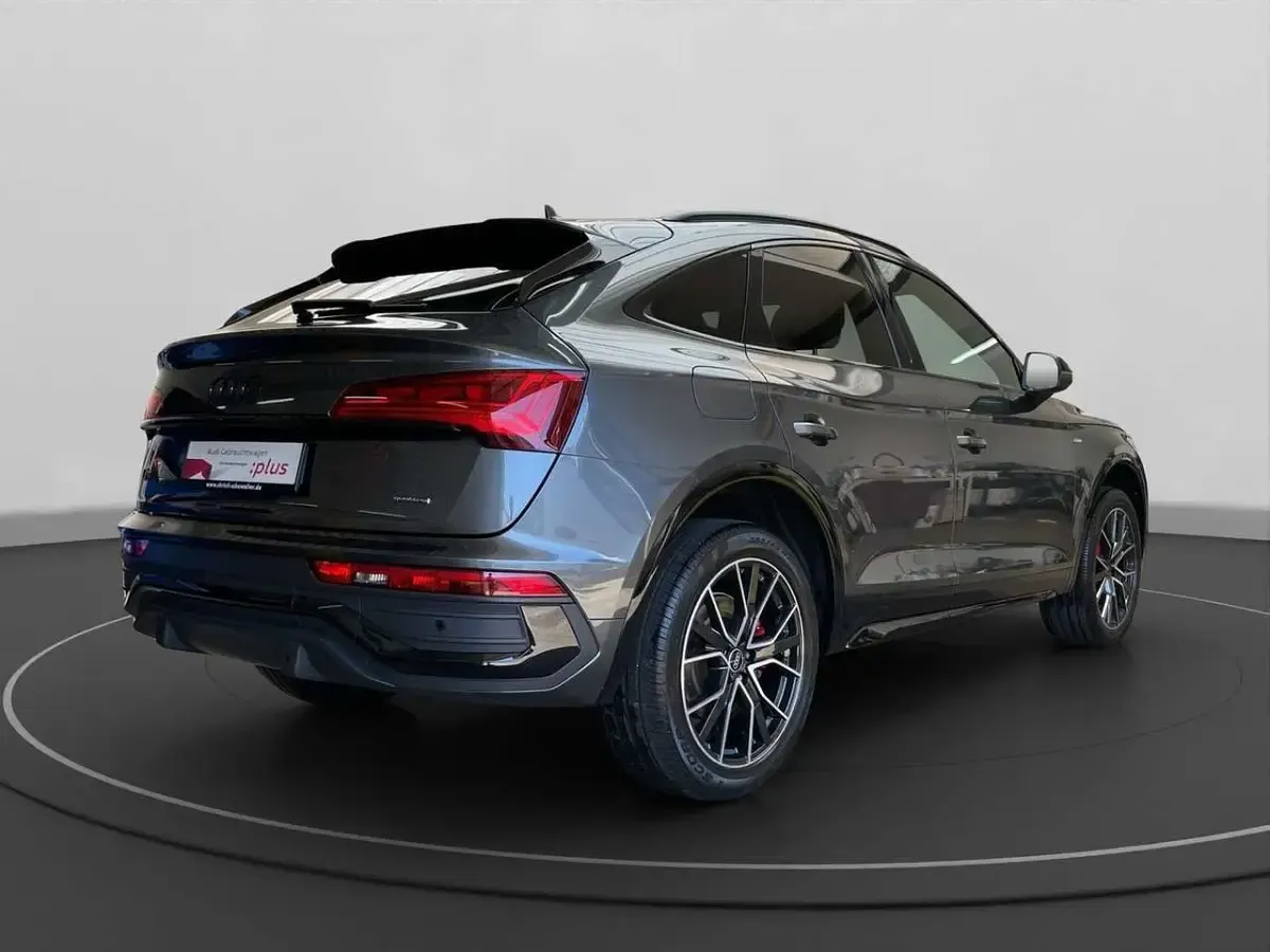 Gebraucht Audi Q5 Sportback S-Line 204 PS (150 kW) 2023 Grau SUV