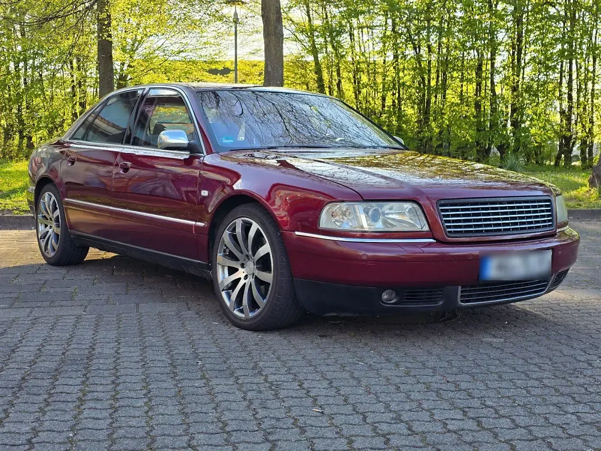 Gebraucht Audi A8 310 PS (228 kW) 1999 Rot Limousine
