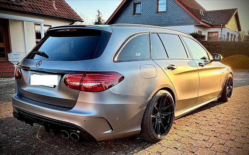 Gebraucht Mercedes C43 AMG AMG 390 PS (286 kW) 2018 Grau Kombi