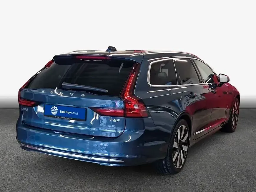 Gebraucht Volvo V90 Plus 257 PS (189 kW) 2025 Denim blaumetallic Kombi