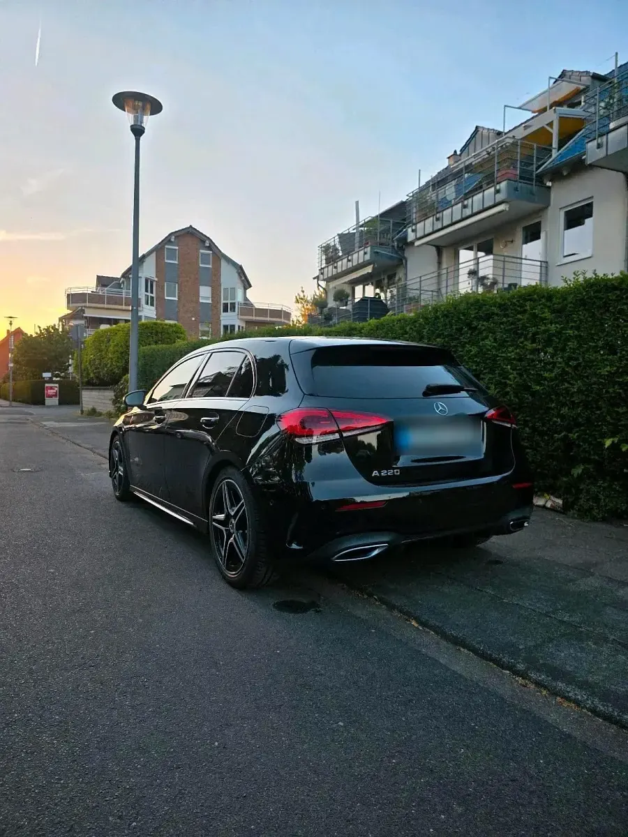 Gebraucht Mercedes A220 AMG line 190 PS (139 kW) 2019 Schwarz Coupé