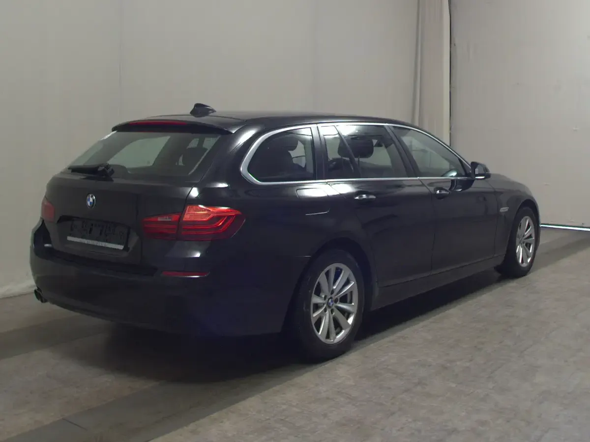Gebraucht BMW 520 Performance 184 PS (135 kW) 2014 Schwarz ii Kombi