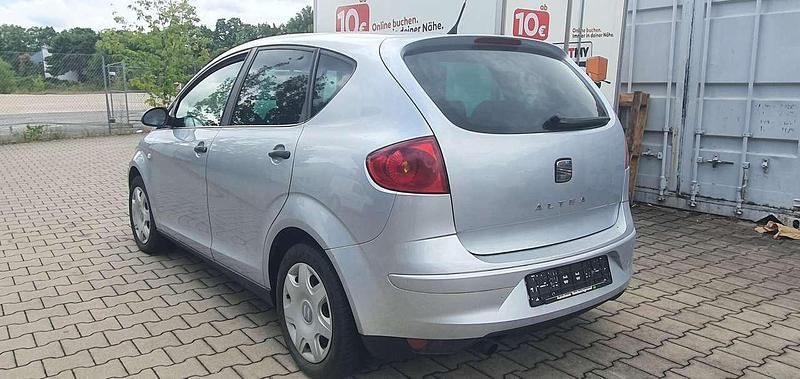 Gebraucht Seat Altea Reference 102 PS (75 kW) 2006 Grau Van / Kleinbus
