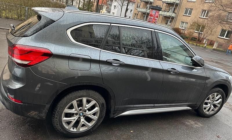 Gebraucht BMW X1 136 PS (100 kW) 2021 Grau SUV