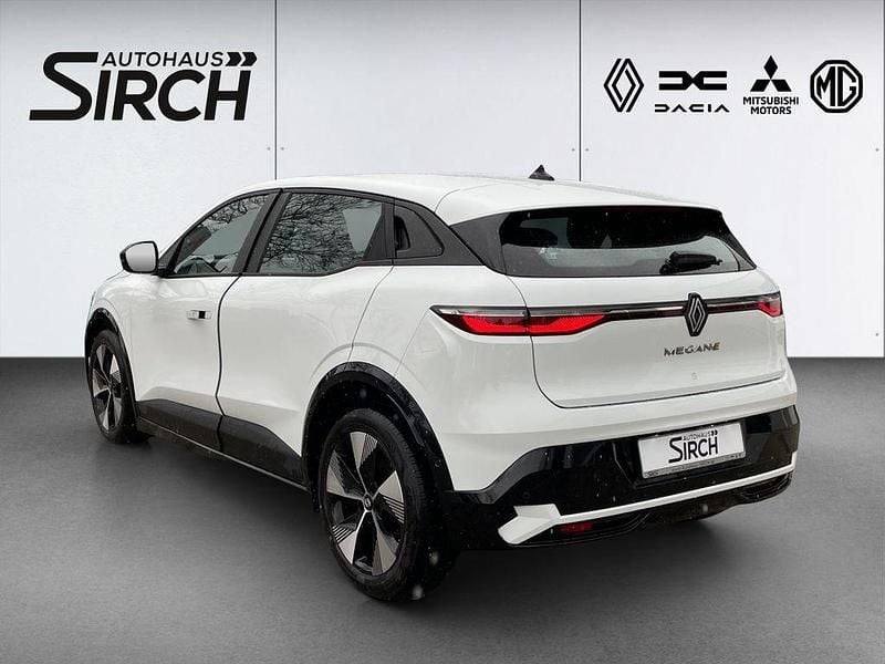 Gebraucht Renault Mégane Equilibre 96 kW (131 PS) 2022 Weiß Limousine