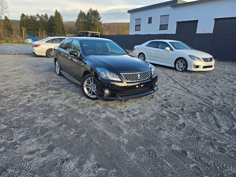 Gebraucht Toyota Crown 315 PS (231 kW) 2010 Schwarz Limousine
