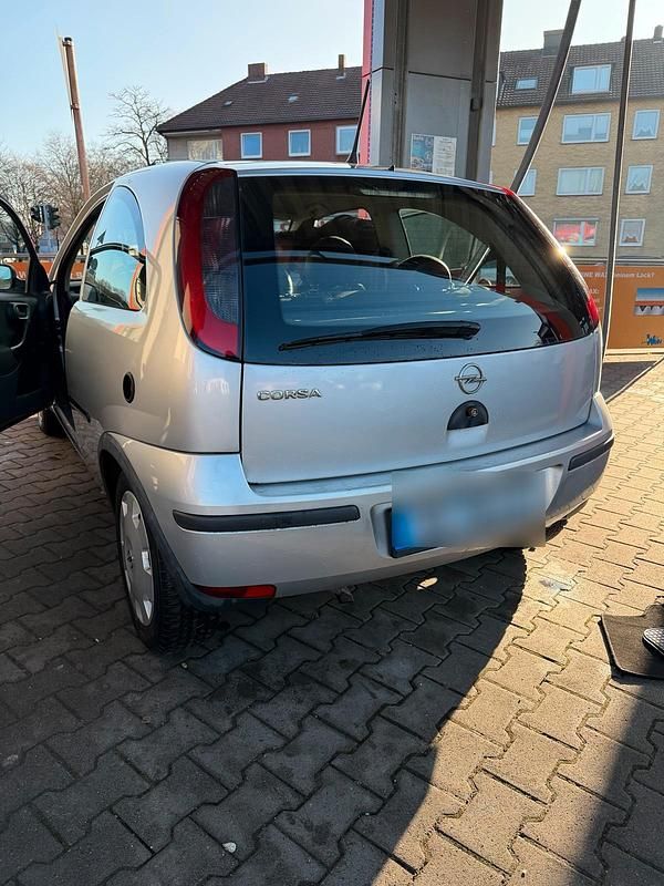 Gebraucht Opel Corsa 60 PS (44 kW) 2005 Silber Kleinwagen