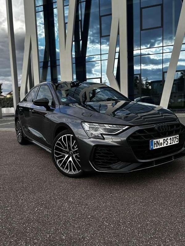 Gebraucht Audi S3 Ambiente 333 PS (244 kW) 2024 Limousine