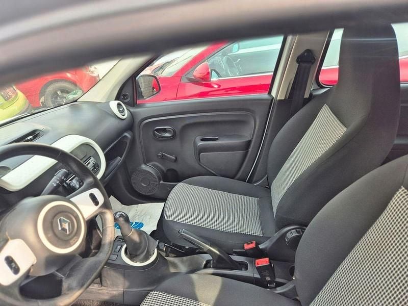Gebraucht Renault Twingo Life 69 PS (50 kW) 2019 Weiß Kleinwagen