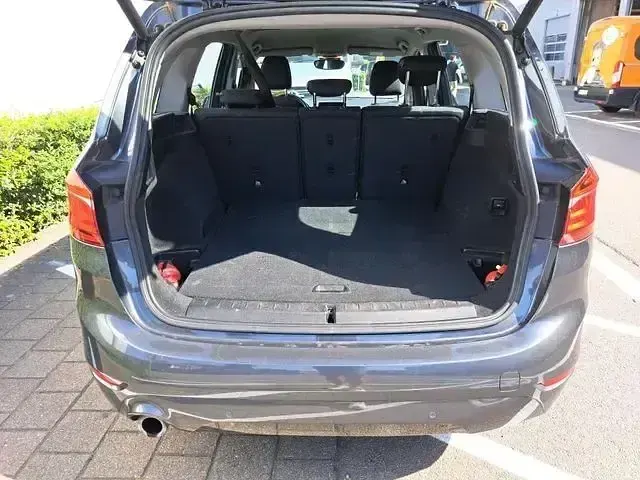 Gebraucht BMW 216 Gran Tourer Advantage 116 PS (85 kW) 2021 Grau Van / Kleinbus