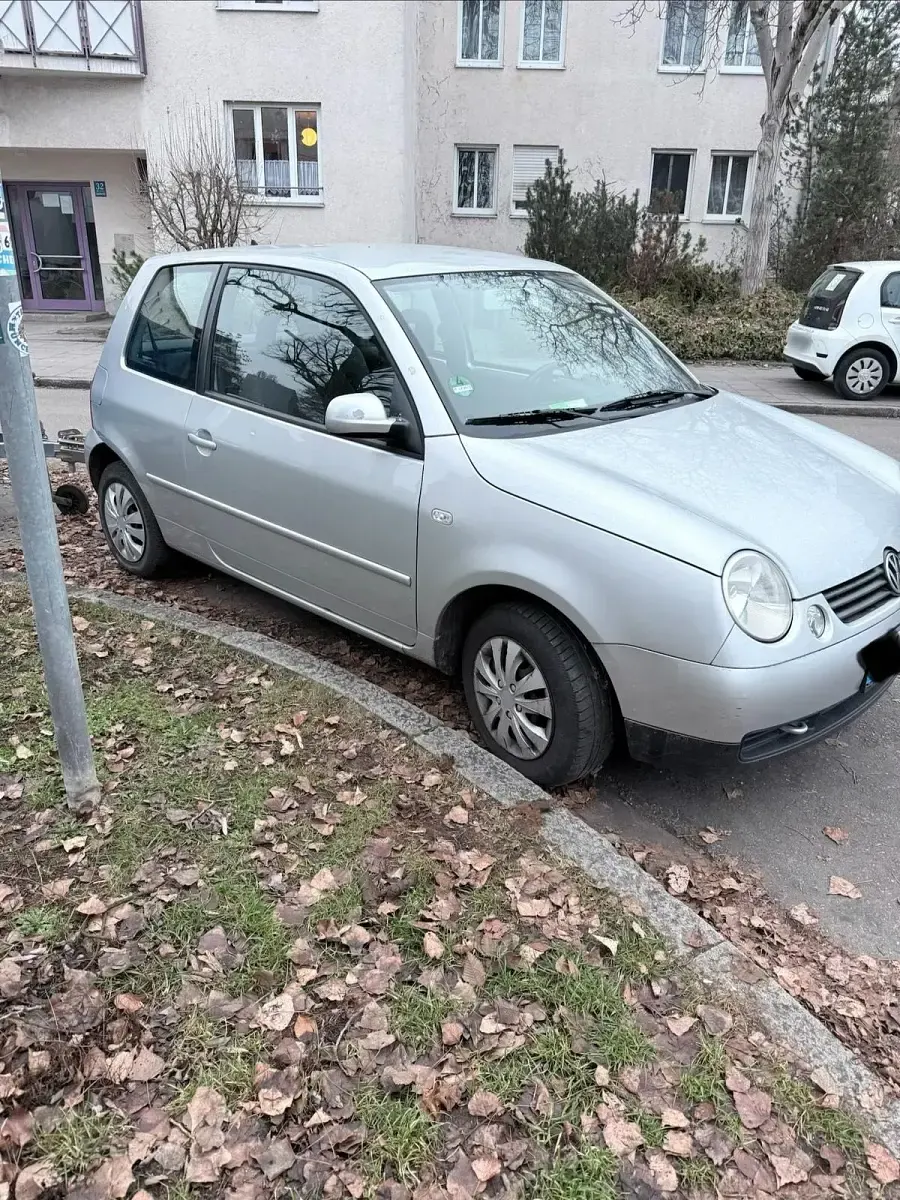 Używany VW Lupo 54 KM (39 kW) 2000 Srebrny Hatchback
