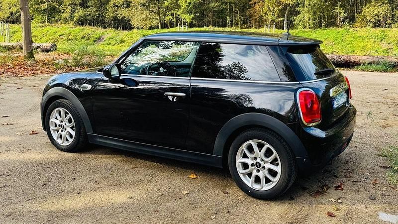 Gebraucht Mini ONE 102 PS (75 kW) 2017 Schwarz Kleinwagen