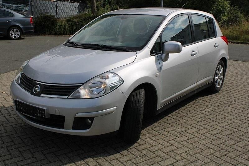 Gebraucht 2009 Nissan Tiida Acenta Limousine | 2.500 € (Guter Preis) - Bild 1/4