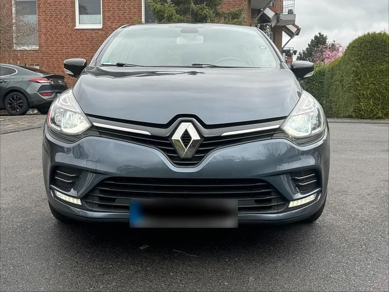 Gebraucht Renault Clio IV LIMITED 90 PS (66 kW) 2018 Grau Kleinwagen