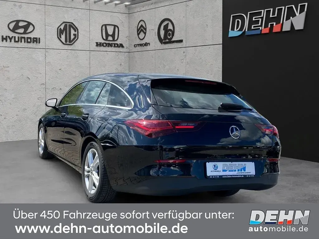 Gebraucht Mercedes CLA180 150 PS (110 kW) 2023 Schwarz Coupé