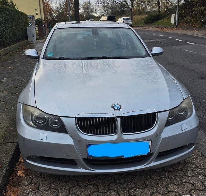 Silber Gebraucht 2008 BMW 320 Sport Line Limousine | 4.500 € (Guter Preis) - Bild 1/4