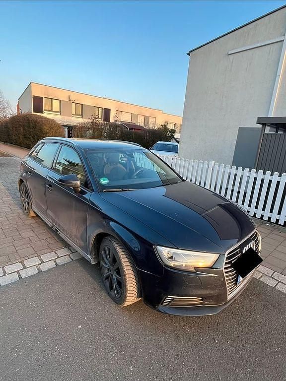 Gebraucht Audi A3 Sport 204 PS (150 kW) 2020 Blau Limousine