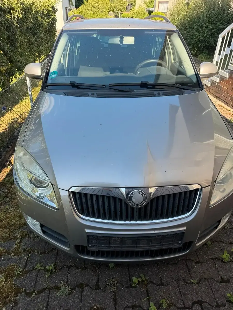 Gebraucht Skoda Octavia 90 PS (66 kW) 2009 Braun Kombi