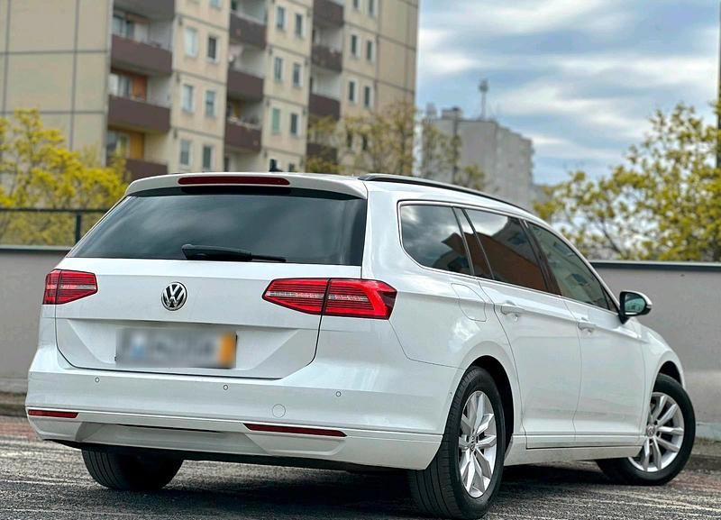 Gebraucht VW Passat 120 PS (88 kW) 2015 Weiß Kombi
