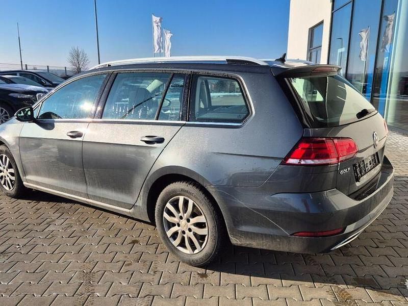 Gebraucht VW Golf VII Highline 150 PS (110 kW) 2020 Grau Limousine
