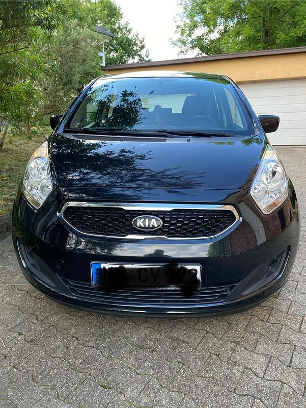 Schwarz Gebraucht 2013 Kia Venga 2 Kleinwagen | 5.300 € (Fairer Preis) - Bild 1/4